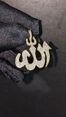 Allah Pendant Solid Real Gold And Real Natural Diamonds 