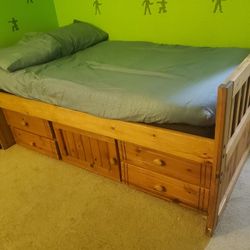 Captain Twin Bed W/ Storage