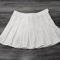 White Pleated Mini Skirt 