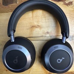 Anker Soundcore Space One Pro