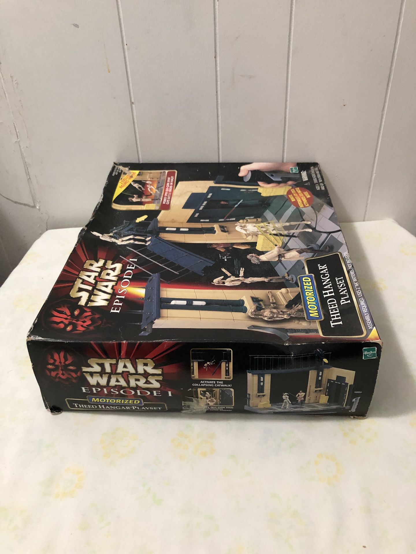 Star Wars 1999 Episode 1 Theed Hangar PlaySet Open Box New