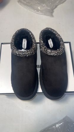 Steve Madden Slip Ons