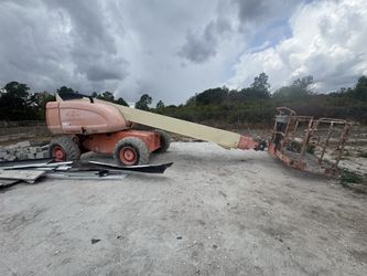JLG 600S 60FT Diesel Boom Lift – 4x4 Rough Terrain – Runs Strong