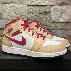 Air Jordan 1 Mid 