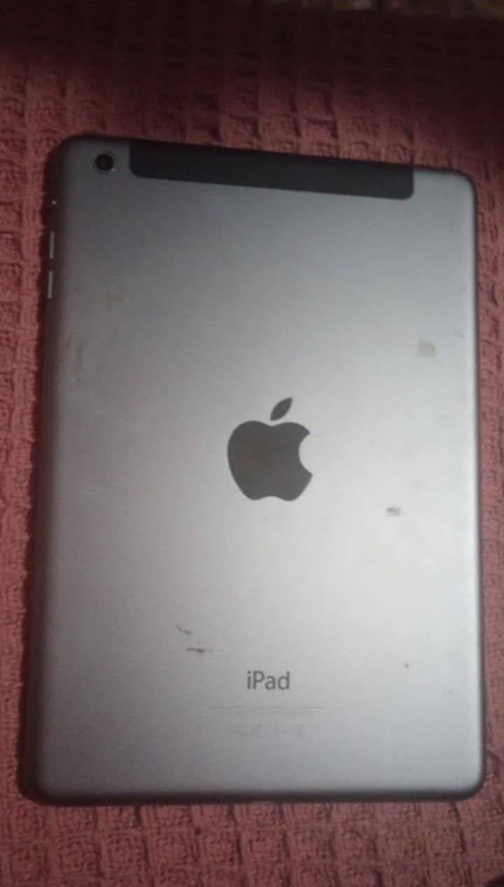 Apple iPad mini シルバー NEW* A2133 Apple iPad Mini 5th Gen. 7.9