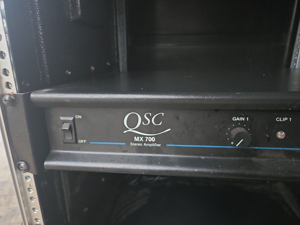 QSC Stereo Amplifier MX 700