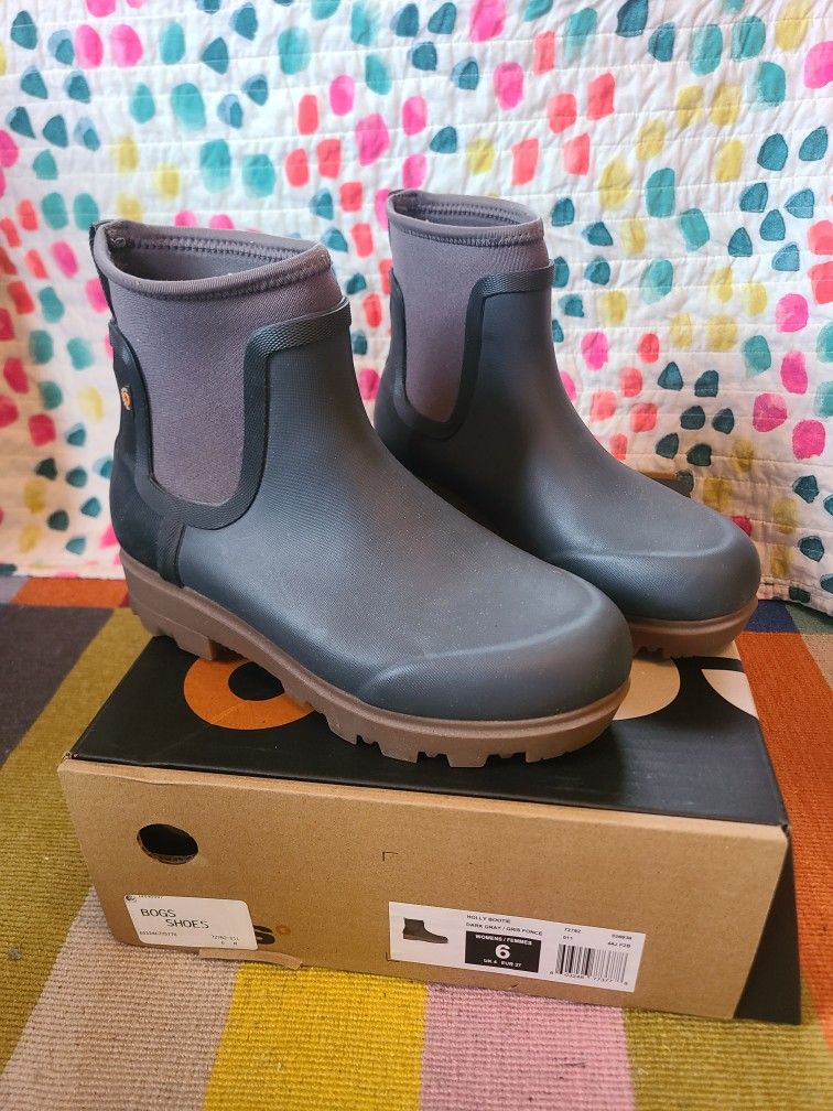 Bogs Holly Chelsea Rain Boots