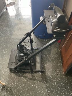 Thrustmaster Racing Wheel Stand