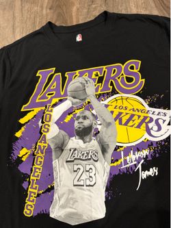 Lakers T-shirt men’s large preowned LeBron James
