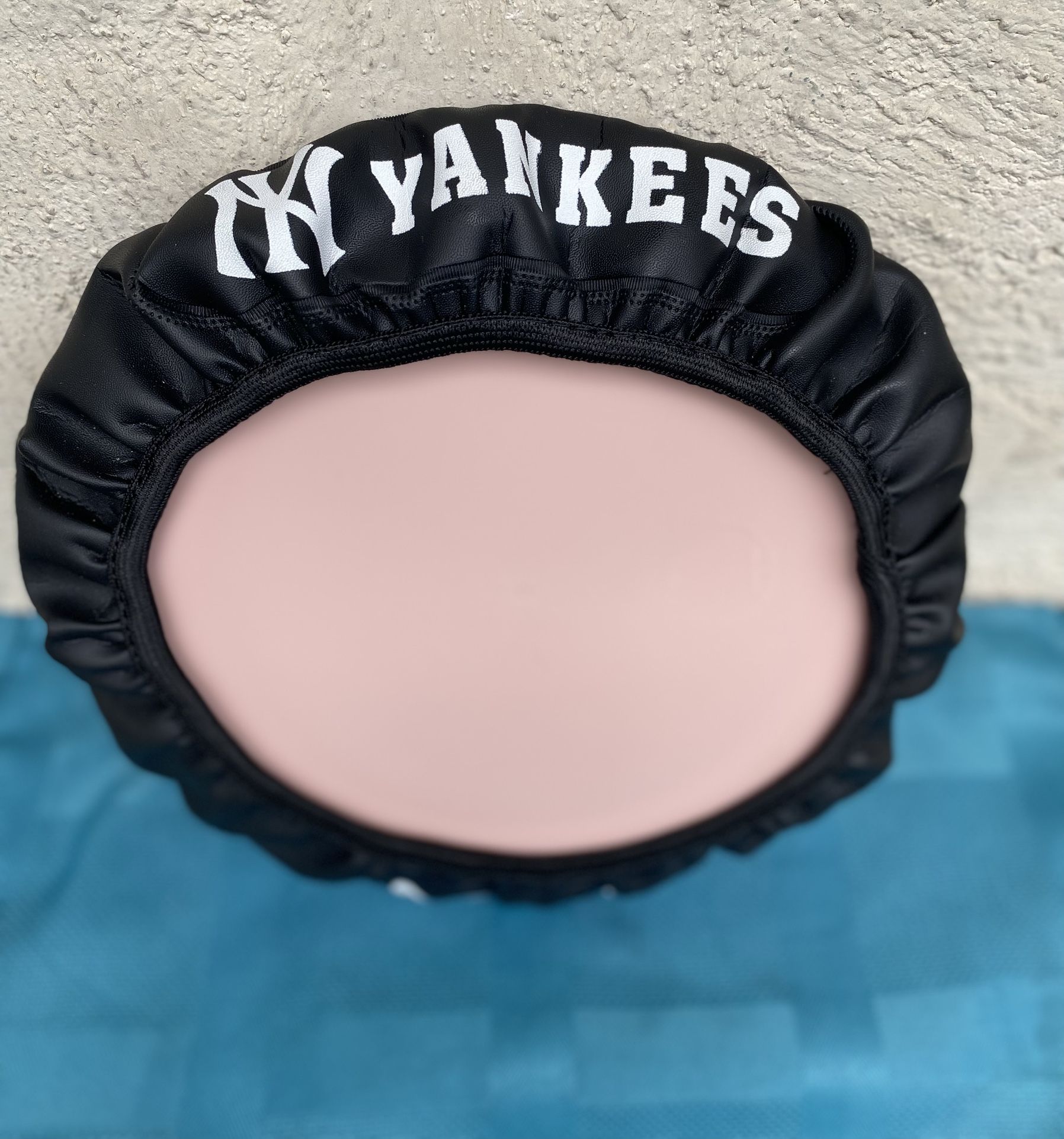NFL New York Yankees Steering Wheel Cover