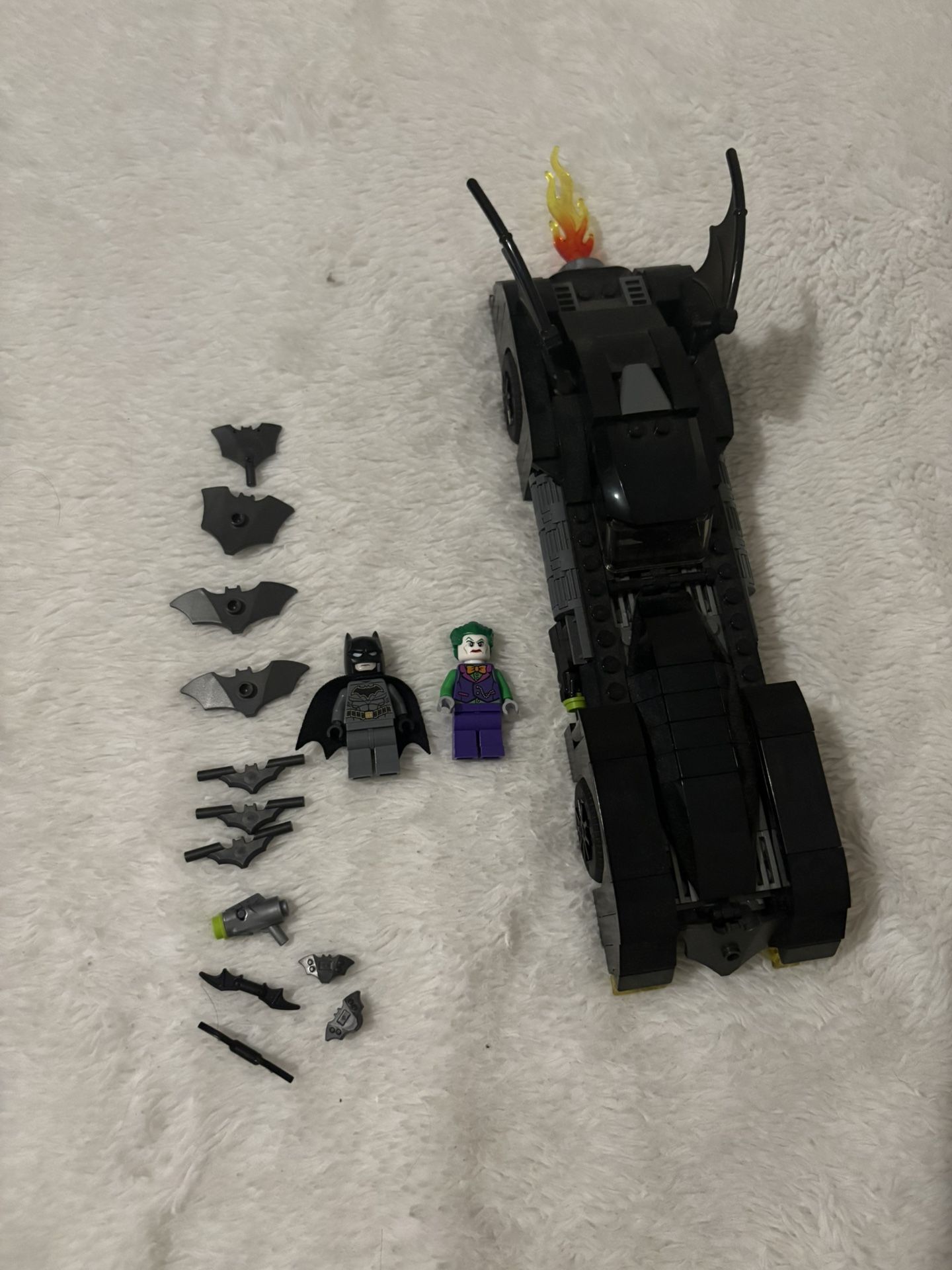 76119 LEGO Batman Batmobile Pursuit of The Joker (Complete)