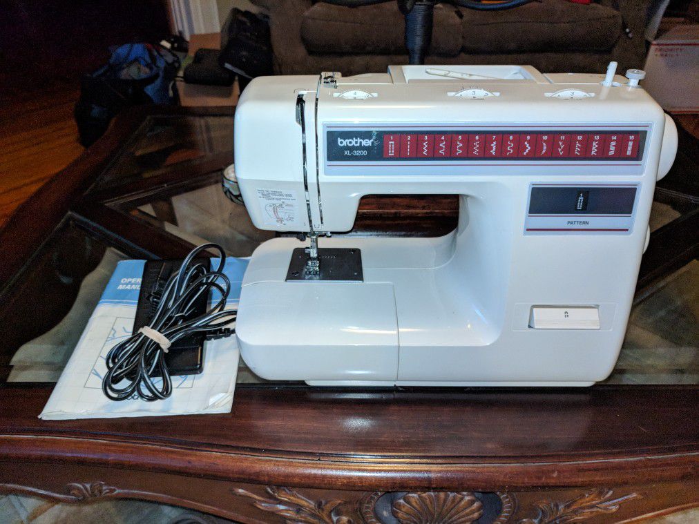 Brother XL-3200 zig-zag stitching sewing machine