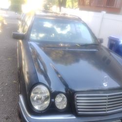 Mercedes Benz E320 Wagon 