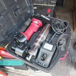Battery Operated Grease Gun 