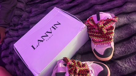 Lanvin Curbs