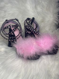 Pink Fuzzy Heels size 7.5