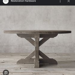 MINT RESTORATION HARDWARE RH SOLID DINING TABLE: Retails $3900