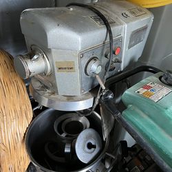 Dough Mixer 30qt