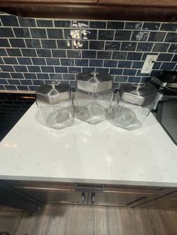 Set of 3 Anchor Hocking Glass Containers with Metal Lids