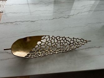 Gold center piece
