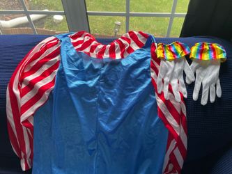 Clown costume with gloves