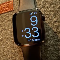 Apple Watch Series 7 41mm Cellular Space Black Titanium Case Midnight Sport Band - Perfect Condition Like New