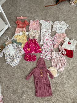 Baby girl clothes 0-3 months