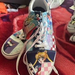 VANS. SAILOR MOON  MEN 11