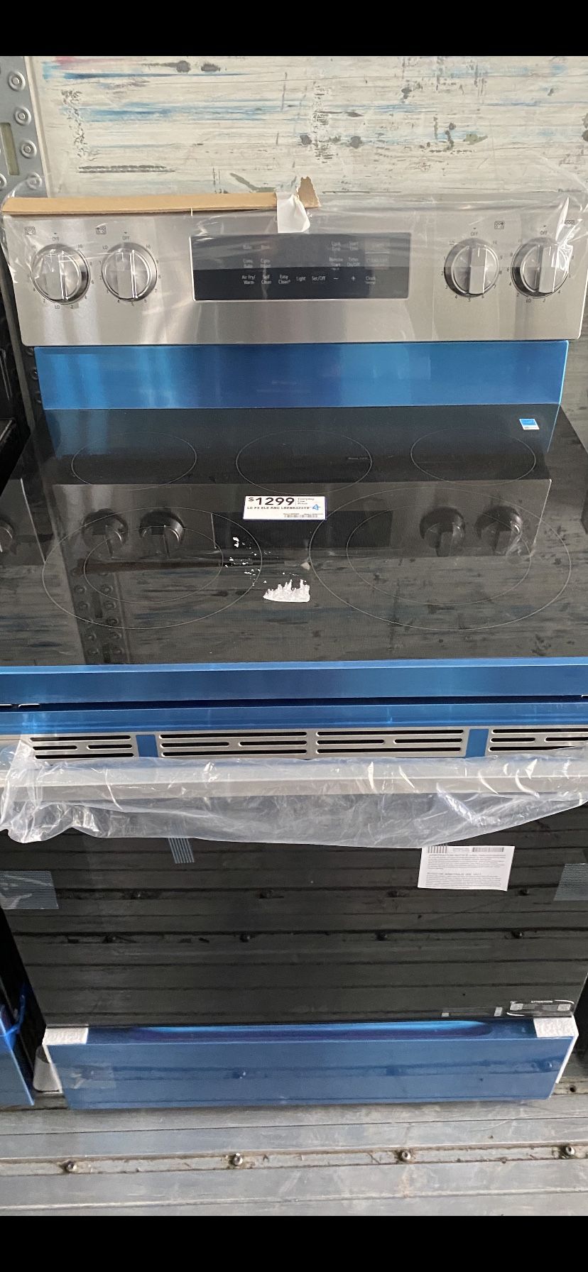 LG Glass Top Range
