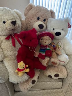 7 Adorable Plush Teddy Bears