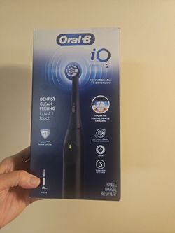 Oral B Electric Toothbrush
