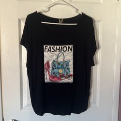 Women's T-shirt Large