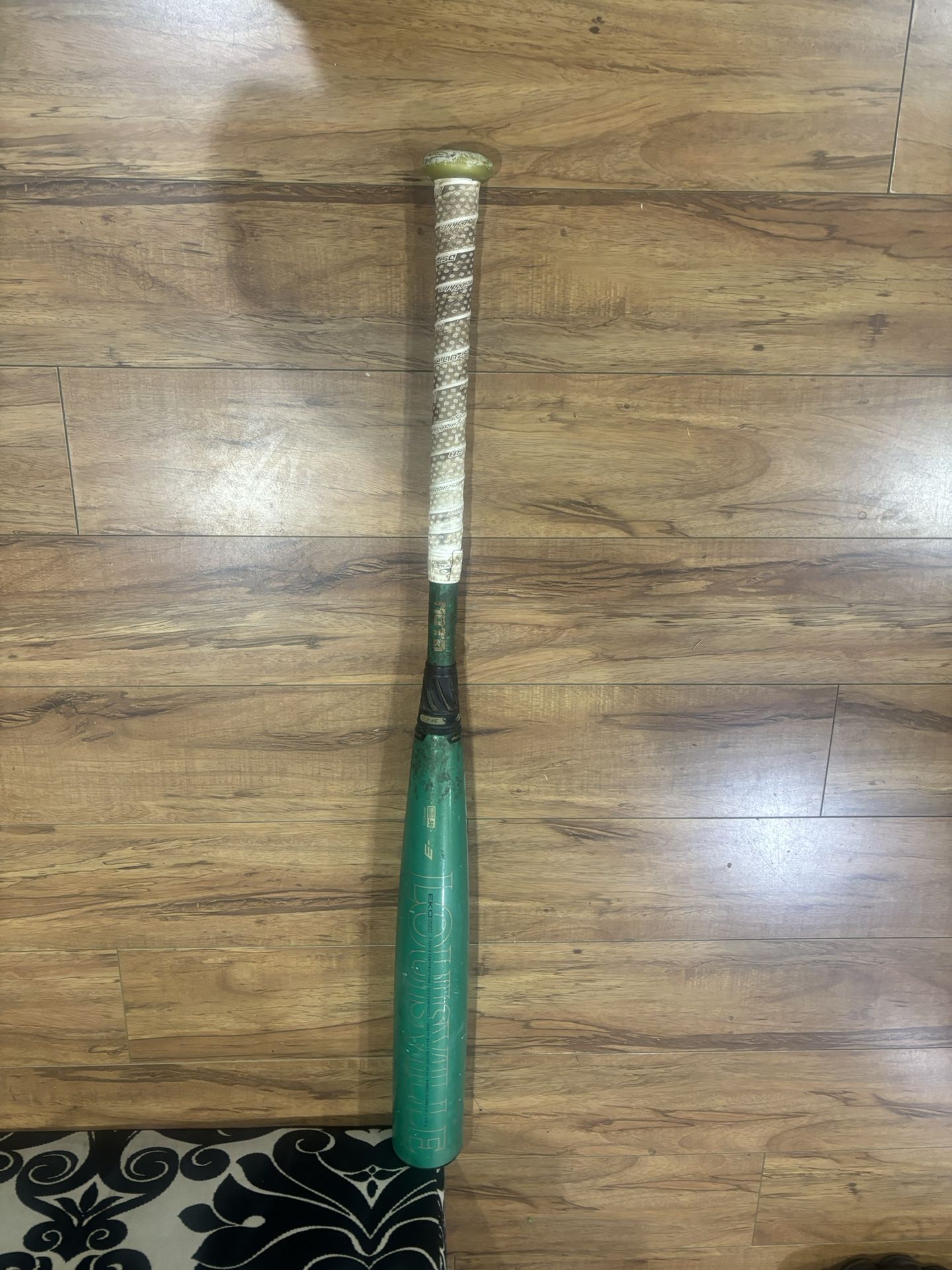 Louisville Slugger Meta BBCOR Bat (-3)