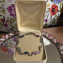 Beautiful! Silver Multi Color Stone Dolphin 🐬 Bracelet 