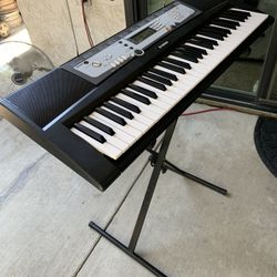 Yamaha Keyboard