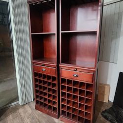 Wine Cabinet/Hutch