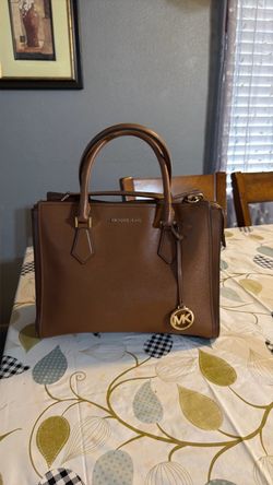 Michael Kors Hope Large  color beige Saffiano Leather Satchel good 👍🏻