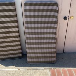 Cushions 2 Pcs  Measured 2 Feet By 4 Feet  3 inches Thick