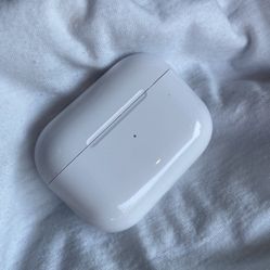 AirPods Pro With MagSafe Charge