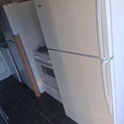 refrigerator whirlpool 