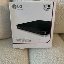 LG Ultra Slim Portable DVD Writer M-Disc Windows & Mac Compatible SP80