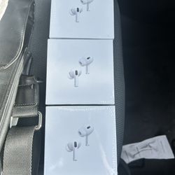 AirPods
