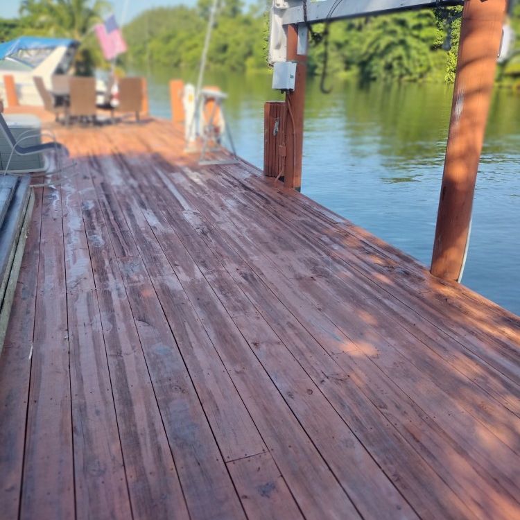 Dock Space  Up To 65  Ft