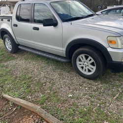 2009 Ford Explorer Sport Trac