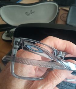 Oakley batflip frames and case