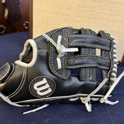 Wilson Leather Left Hand Size 11.5
