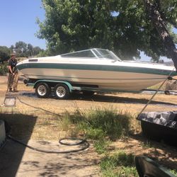 1992 Seaswirl Ski Boat