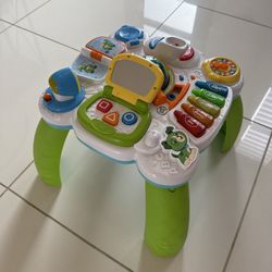 LeapFrog  Little Office Learning Center - activity table for kids 
