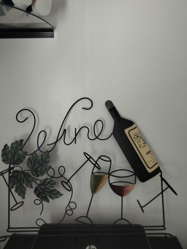 Wall Mounted Wine Rack