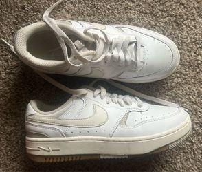 Nike Women Shoes 8.5